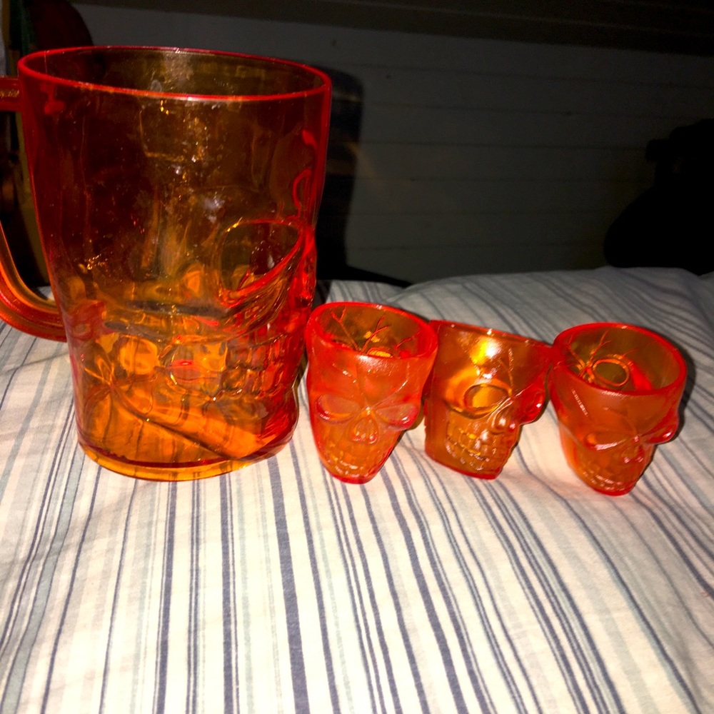 Halloween cup set